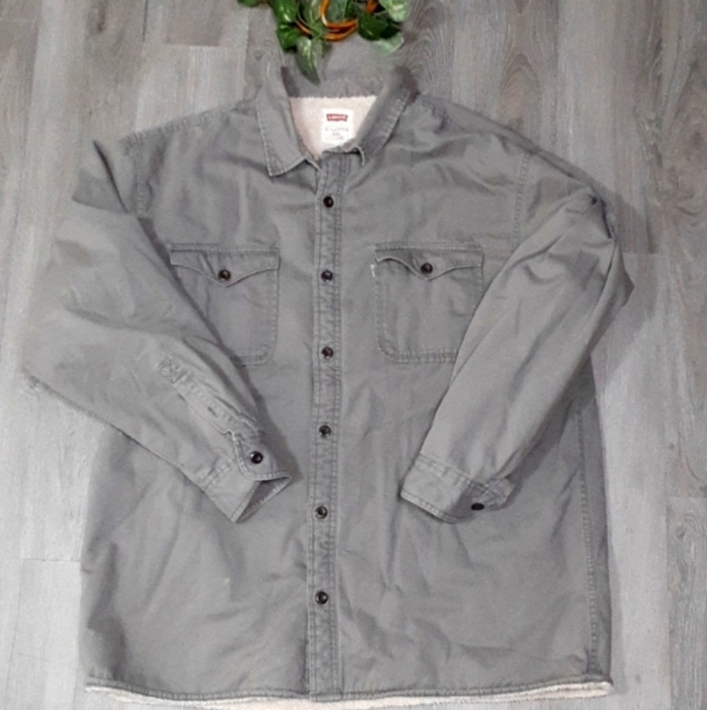 Levi's Sherpa Lined Shirt Jacket - Picture 11 of 12